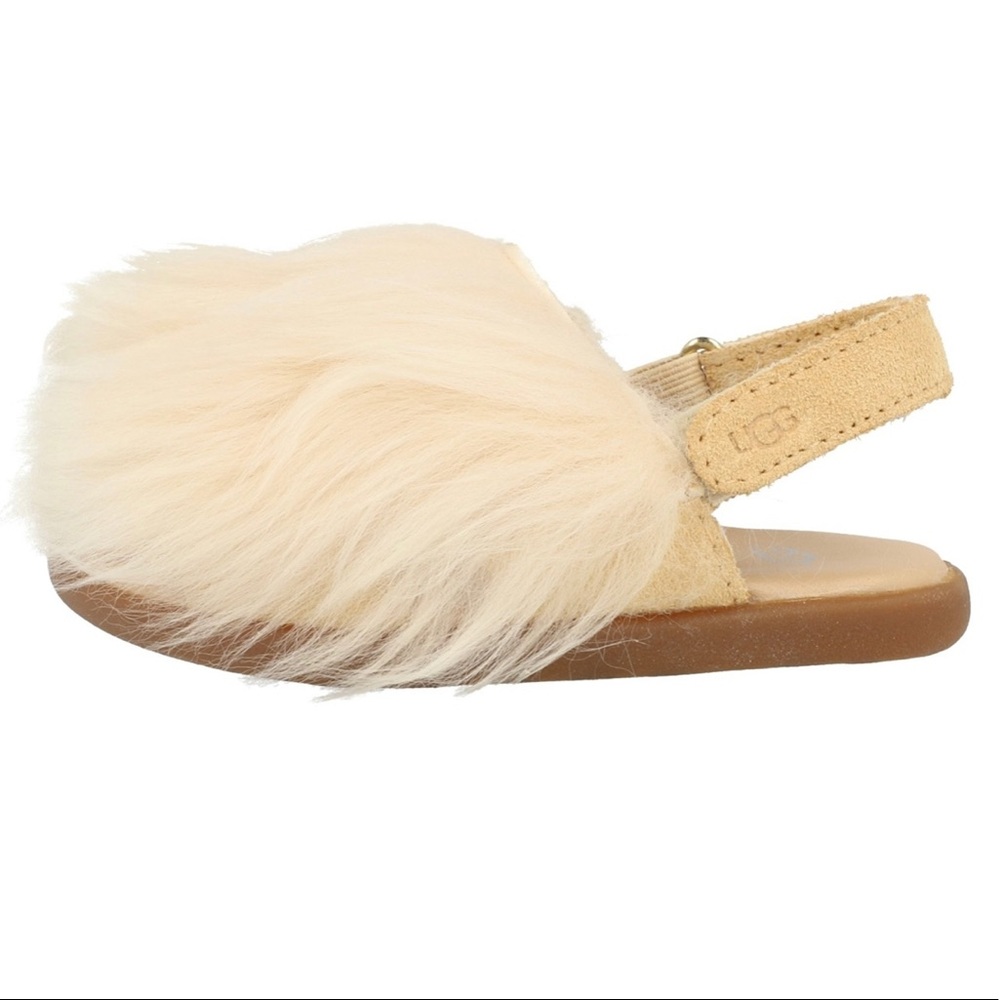 UGG ochre suede shoe